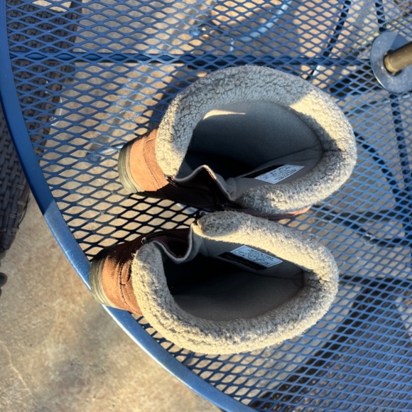 Sorel Waterproof Boots - Picture 8 of 8